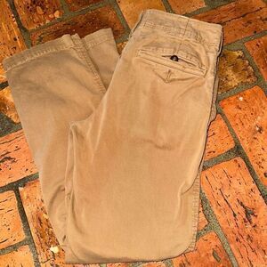 American Eagle Khakis Pants